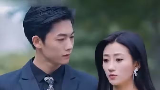 电影：顾总以死相逼求复婚