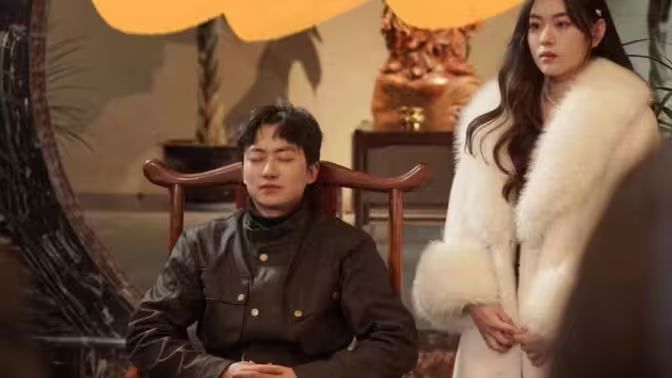 电影：真假尊上