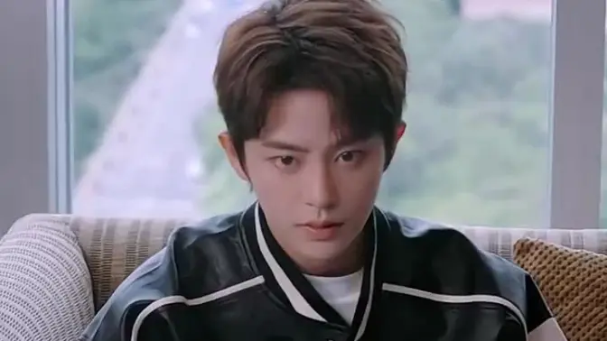 电影：女总裁的顶流小娇夫