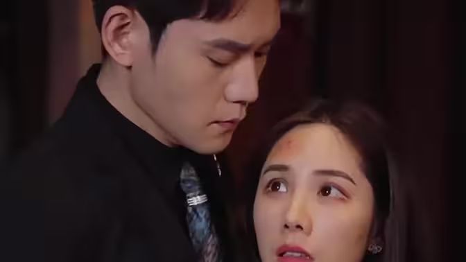 电影：离婚后，她转身嫁给了千亿总裁