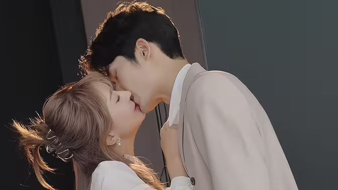 电影：闪婚后和傅少互飙演技