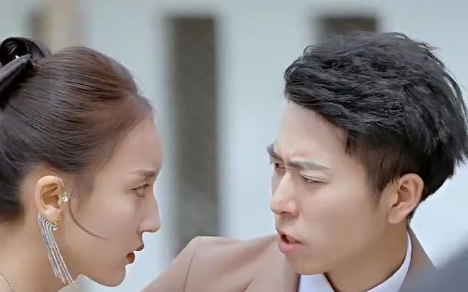 电影：离婚后，陆总他后悔了